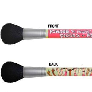 NEW theBalm | Powder‎ to the People Powder/Blush Brush